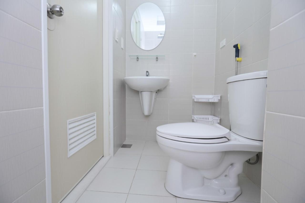 1Br Suite @ Sm Jazz Residences - Wifi & Netflix Manila Esterno foto
